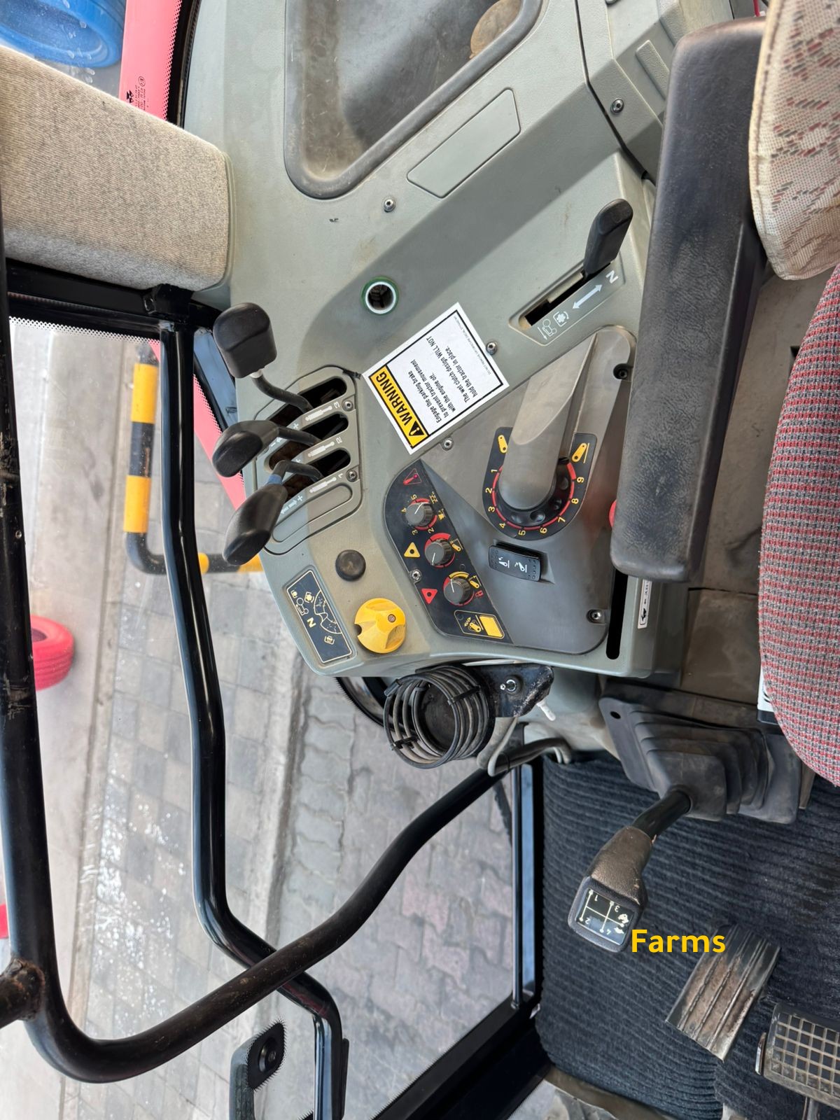 جرار ماسي فيرغسون 6130 من الجرارات القوية وال